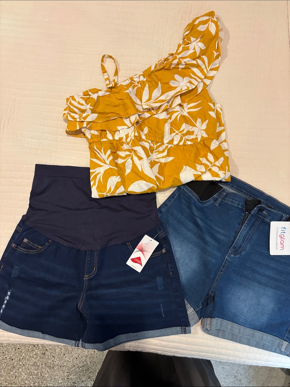 Maternity One-Shoulder Yellow Floral Top with 2 jean shorts (NWT)